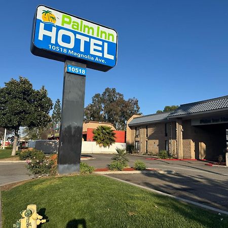 里弗赛德 河滨罗德威旅馆酒店 外观 照片